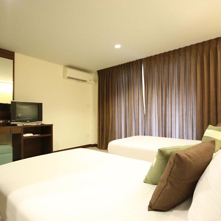 Windmill Resort Hotel Pattaya Buitenkant foto