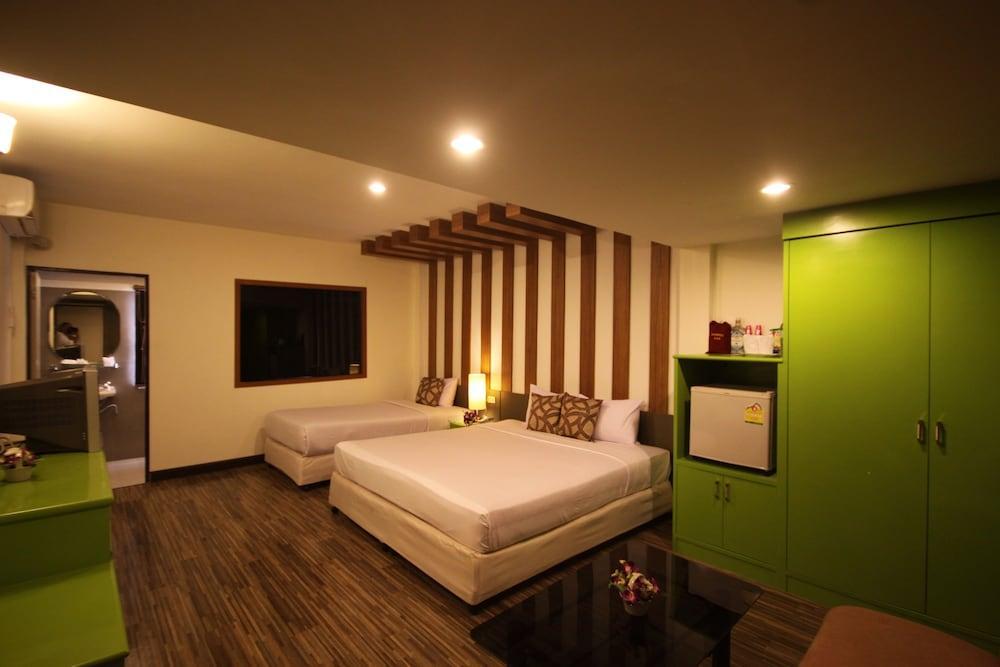 Windmill Resort Hotel Pattaya Buitenkant foto