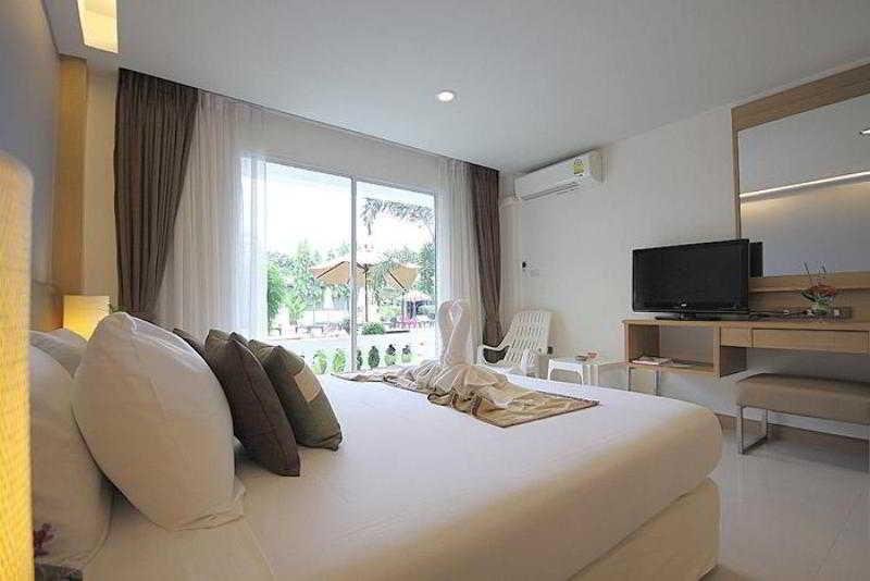 Windmill Resort Hotel Pattaya Buitenkant foto